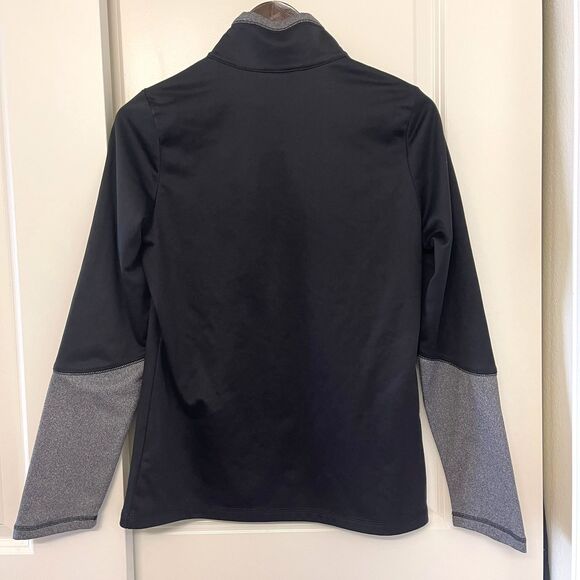 The North Face Women's Athletic Black Top Performance Tshirt Pullover Size M - Picture 3 of 8